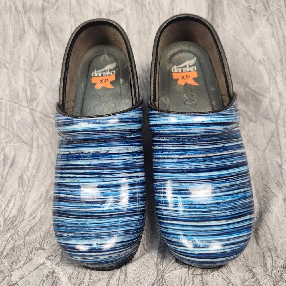 Dansko XP Pro Women's Clogs Patent Leather Blue Multi 6.5-7.5 EU 37 Nurse